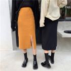 Buttoned Midi Knit Straight-fit Skirt