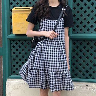 Short-sleeve T-shirt / Spaghetti Strap Plaid Dress
