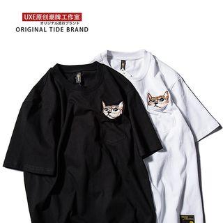 Cat-embroidered T-shirt