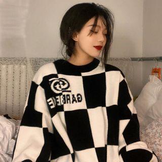 Chessboard Print Lettering Sweater