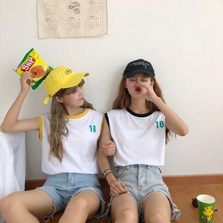 Sleeveless Number Print T-shirt