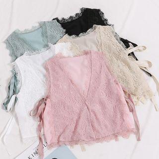 Tie-side Sleeveless Lace Top