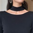 Plain Cutout Long-sleeve Slim-fit Top