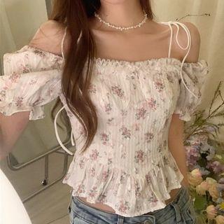Short-sleeve Floral Top Off-white - One Size