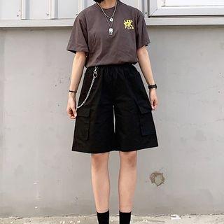 Chain Strap Side-pocket High-waist Shorts