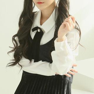 Hidden-button Crepe Blouse & Ribbon