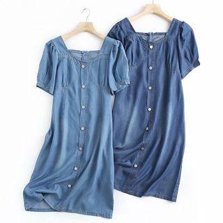 Short-sleeve Buttoned Denim Dress
