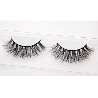 False Eyelashes (12-13 Mm)  - One Size