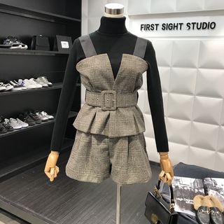 Set: Turtleneck Long Sleeve T-shirt + Plaid Tank Top + Wide Leg Shorts
