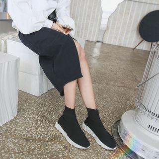 Cutout-front H-line Midi Skirt