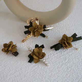 Flower Fabric Faux Pearl Alloy Hair Clamp Yellow & Green & Gold - One Size
