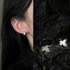 Butterfly Hoop Earring 1870a - 1 Pair - Butterfly Earring - Silver - One Size