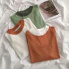 Short-sleeve Contrast Trim Knit T-shirt