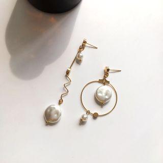 Non-matching Faux Pearl Dangle Earring 1 Pair - Earrings - One Size