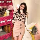 Leopard Print V-neck Sleeveless Sweater / Plain Long-sleeve Top / High-waist Skirt
