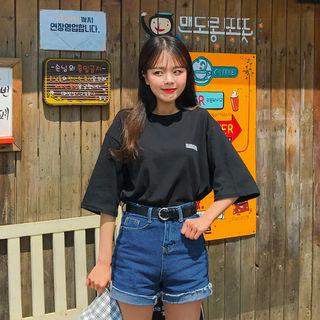 3/4-sleeve Lettering Colored T-shirt