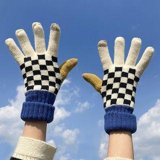 Check Gloves