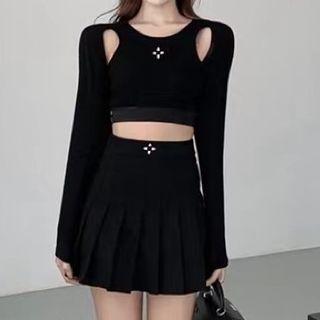 Cold-shoulder Printed Crop T-shirt / Pleated A-line Skirt
