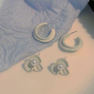 Stud Earring / Hook Earring