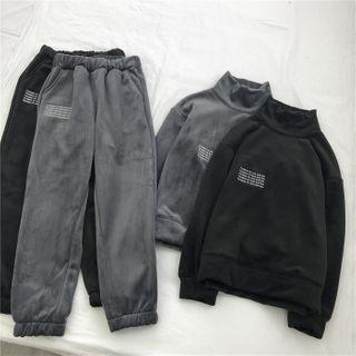 Set: Lettering Sweatpants + Sweatshirt