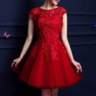 Cap Sleeve Lace Trim Cocktail Dress