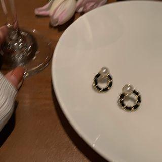 Faux Pearl Chained Hoop Earring