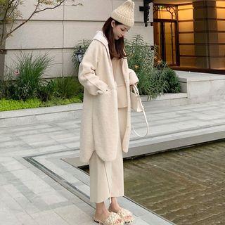 Lettering Long-sleeve T-shirt / Wide Leg Pants / Plain Coat