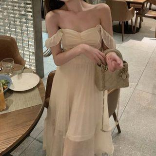 Off-shoulder Plain Pleated A-line Dress