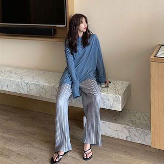 Long-sleeve T-shirt / Accordion Pleat Wide Leg Pants