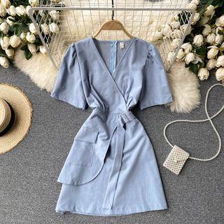 V-neck Lace-up Strap Big-pocket Dress