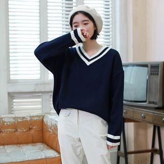V-neck Contrast-stripe Knit Top