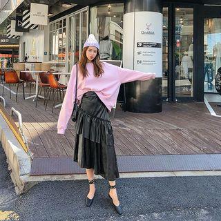 Diagonal Ruffled Faux-leather Long Skirt