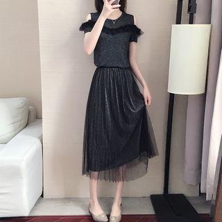 Set: Short-sleeve Cold Shoulder Knit Top + Overlay Midi Skirt