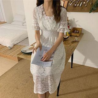 Lace V-neck Short-sleeve Midi Dress As Shown In Figure - One Size