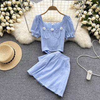 Set: Short-sleeve Flower Applique Blouse + Mini A-line Skirt