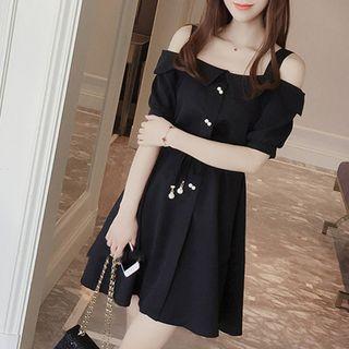 Short-sleeve Cold-shoulder Chiffon Dress