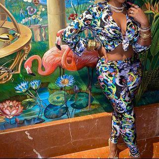 Set: Print Crop Shirt + Skinny Pants