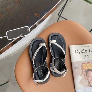 Strap Toe Loop Sandals