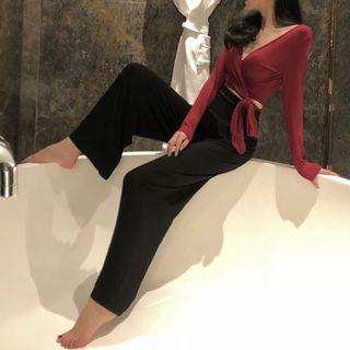V-neck Long-sleeve T-shirt / Wide Leg Pants
