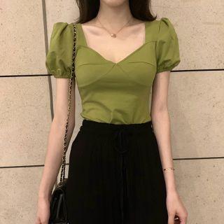 Square-neck Puff-sleeve T-shirt / Wide-leg Pants