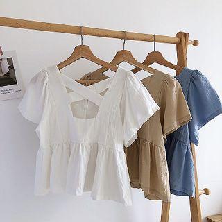 Ruffled-trim Panel Single-breasted Short-sleeve Top