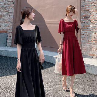 Short-sleeve Square-neck Plain Midi A-line Dress
