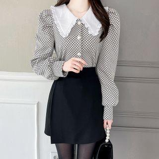 Frilled-collar Patterned Blouse