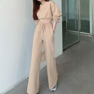V-neck Sweatshirt / High Waist Wide Leg Pants