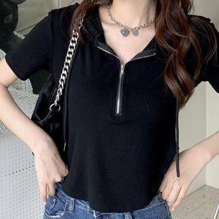 Short-sleeve Half-zip Hooded Cropped T-shirt