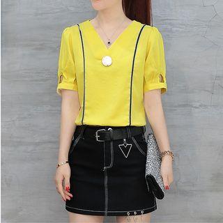 Set: Short-sleeve V-neck Top + Denim Skirt