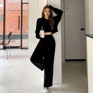 Velvet Set: Cropped Pullover + Wide-leg Pants