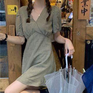 Puff-sleeve V-neck Plaid Mini A-line Dress
