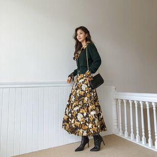 V-neck Frilled Printed Maxi Dress