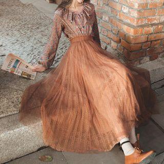 Set: Floral Blouse + Mesh Maxi A-line Skirt